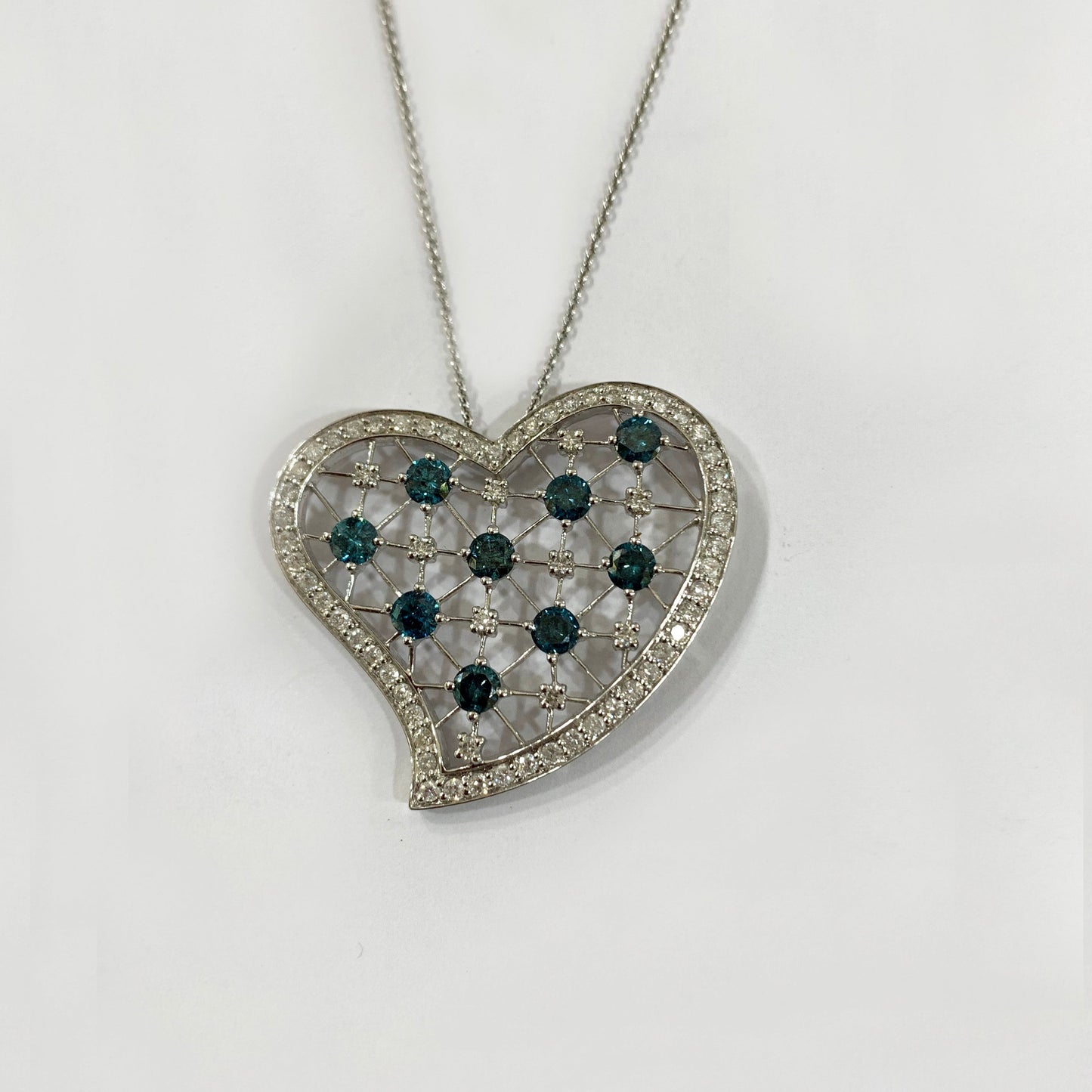 14k White Gold Blue Diamond Pendant