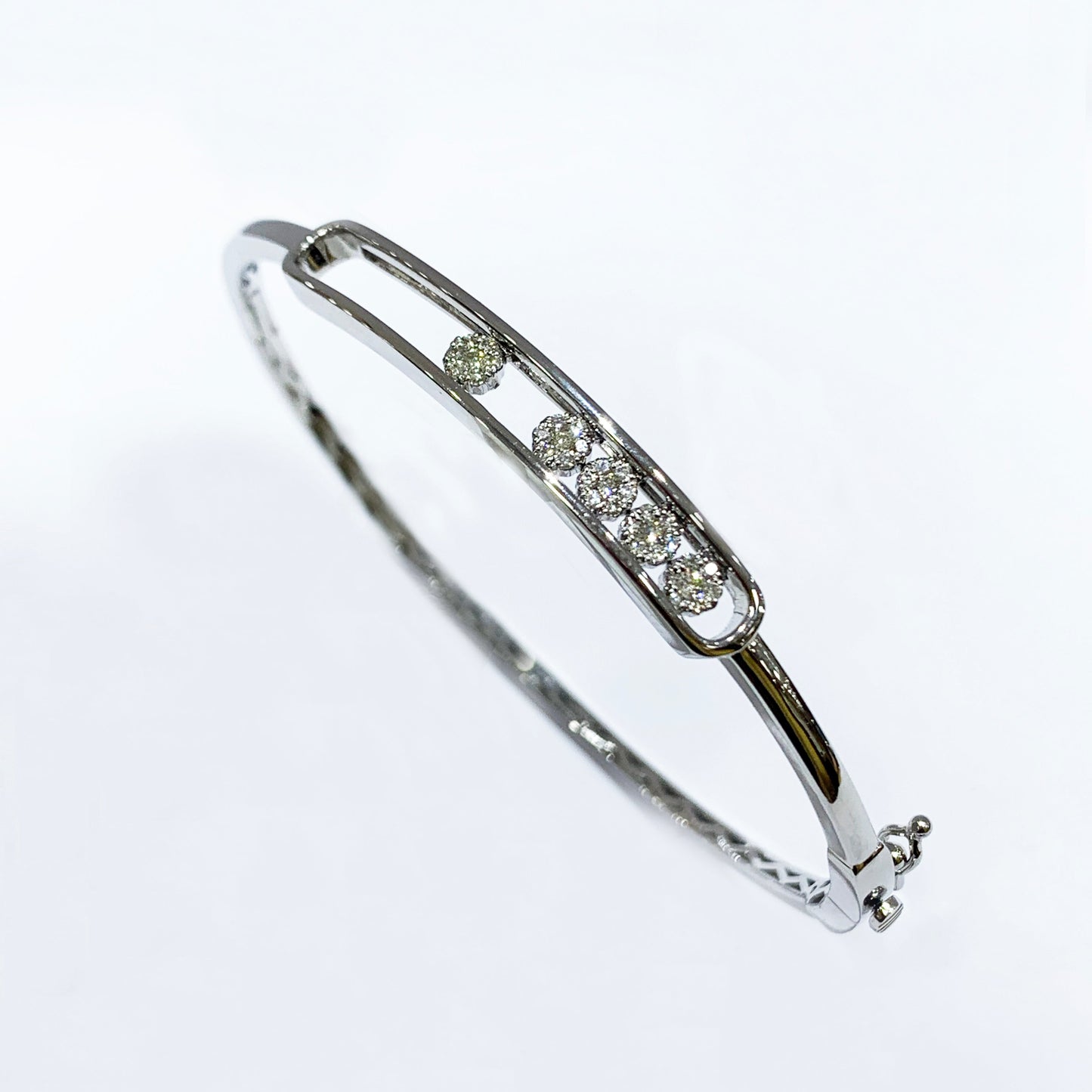 14k White Gold White Diamond Bangle