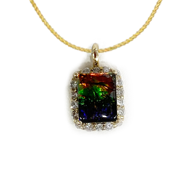 14K Gold Ammolite Pendant