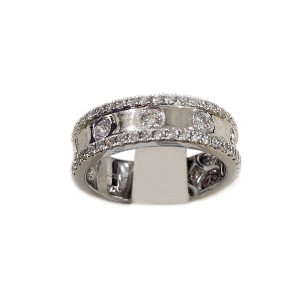 18k White Gold Diamond Ring