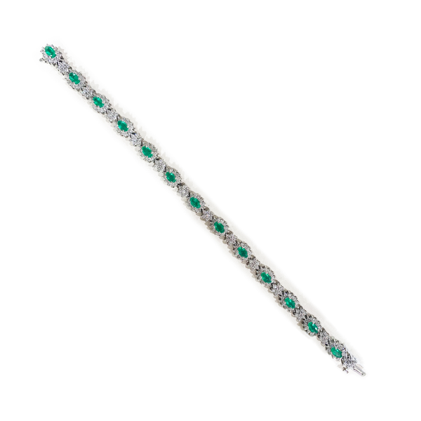 18k White Gold Emerald Bracelet