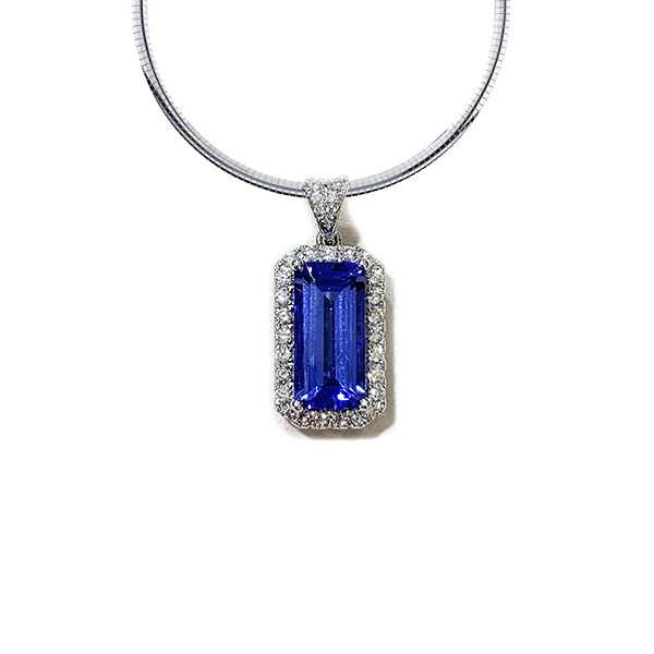 18k White Gold Tanzanite Pendant