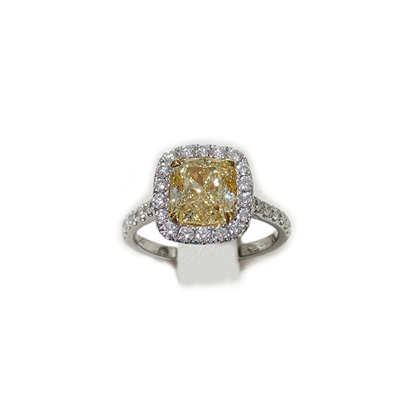 18k White Gold Yellow Diamond Ring