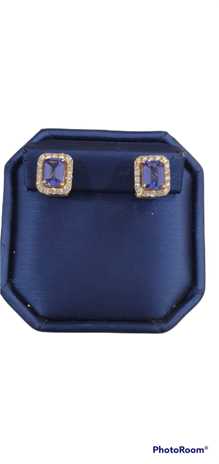 18K Yellow Gold Tanzanite Earrings