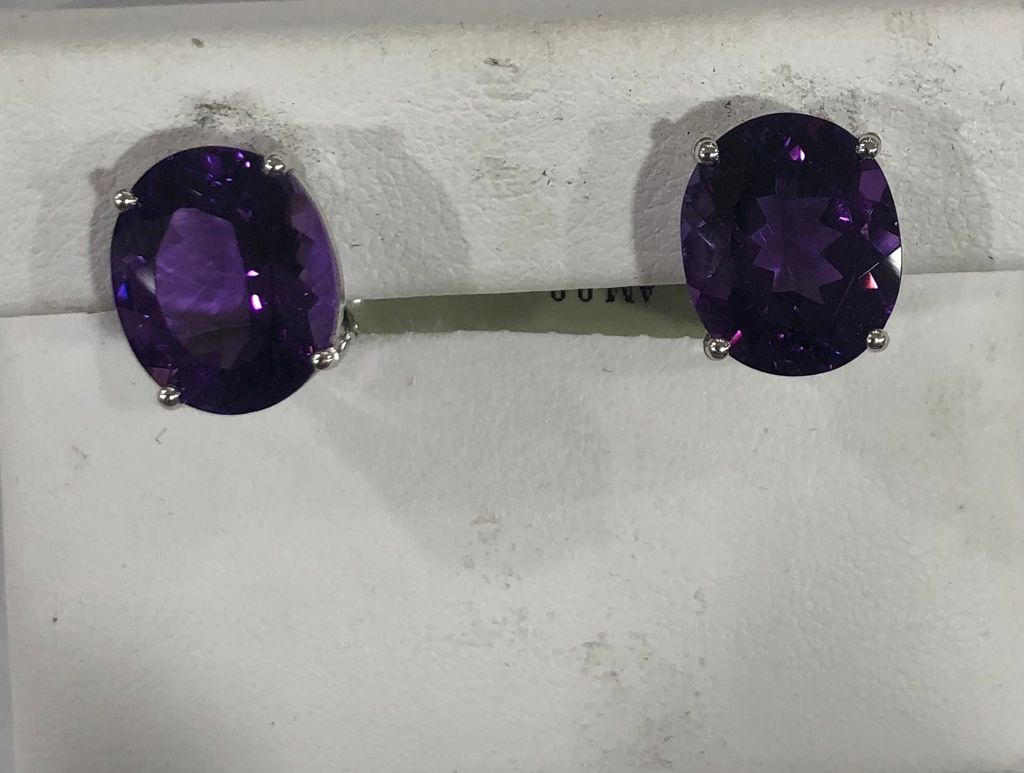 Sterling Silver Amethyst Earring