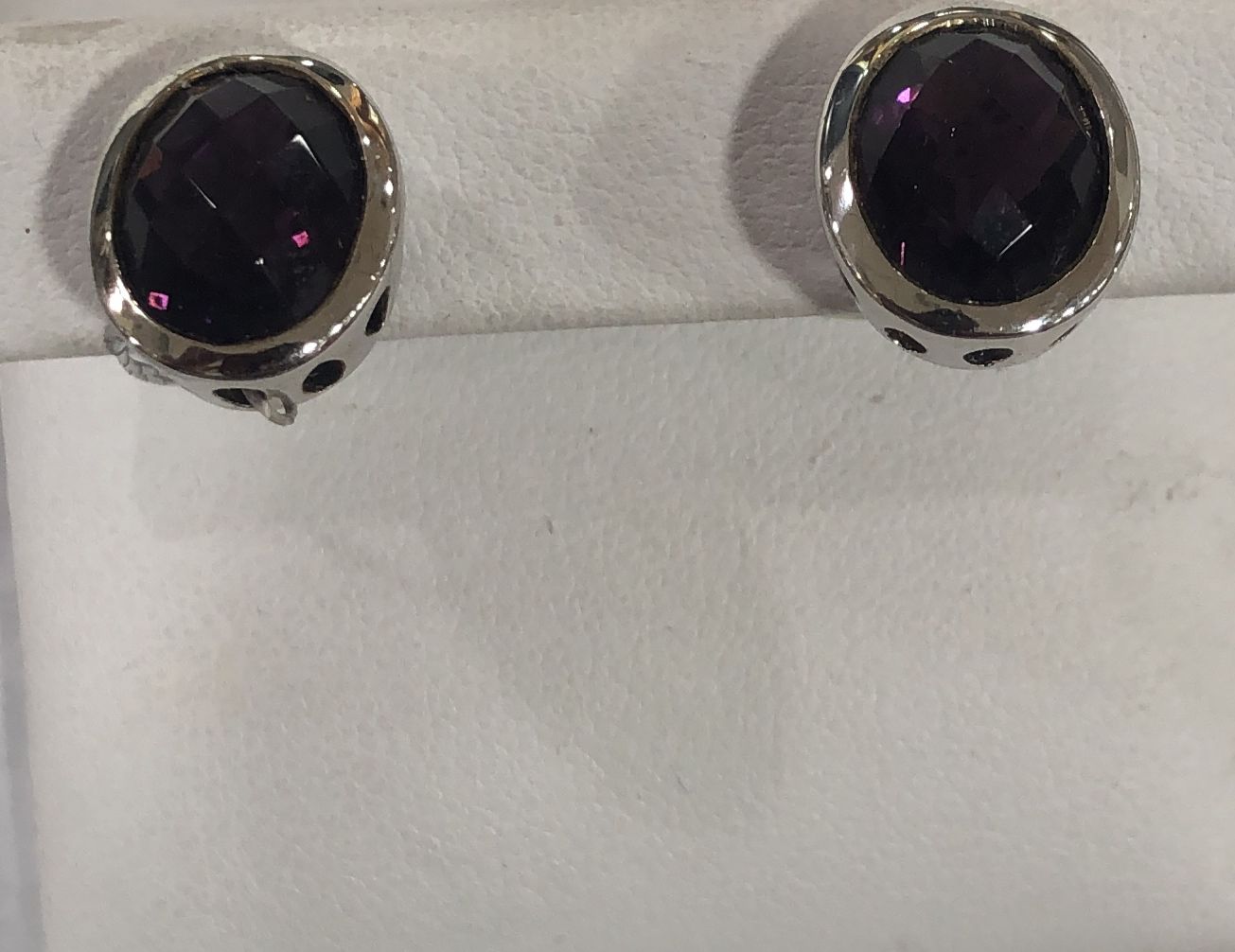 Sterling Silver Amethyst Earring