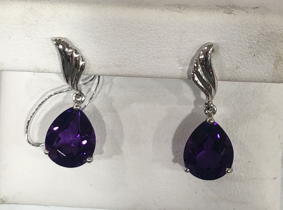 Sterling Silver Amethyst Earring