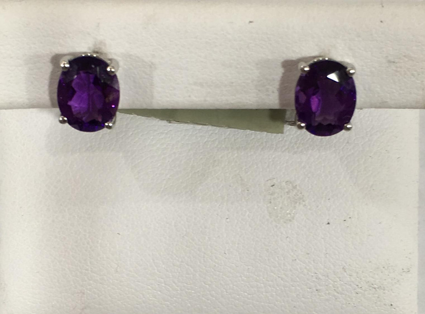 Sterling Silver Amethyst Earring