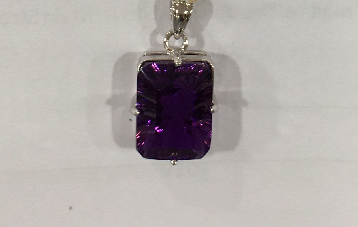 Sterling Silver Amethyst Pendant