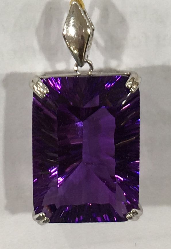 Sterling Silver Amethyst Pendant