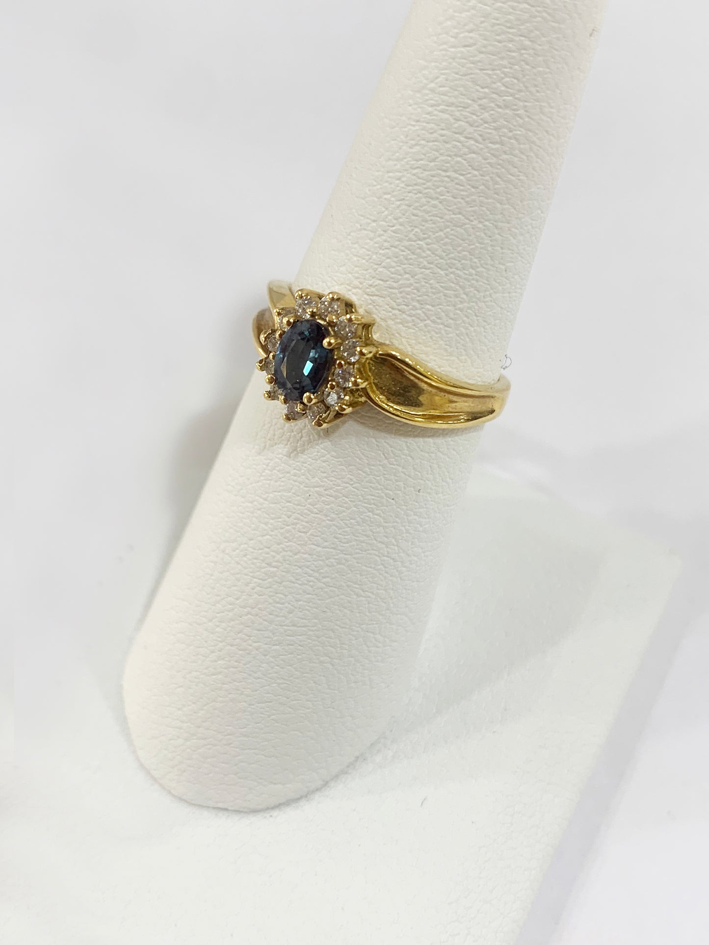 14k Yellow Gold Alexandrite Ring