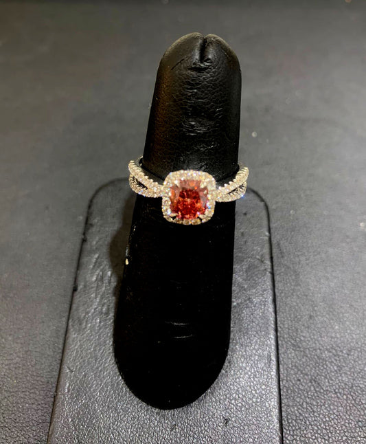 18k White Gold Pink Diamond Ring