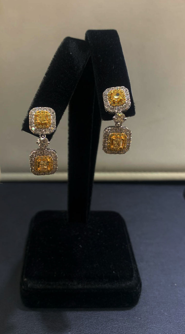 18k White Gold Yellow Diamond Earring