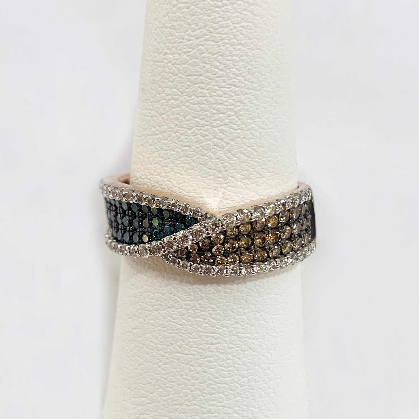 14k White Gold Blue Diamond Ring