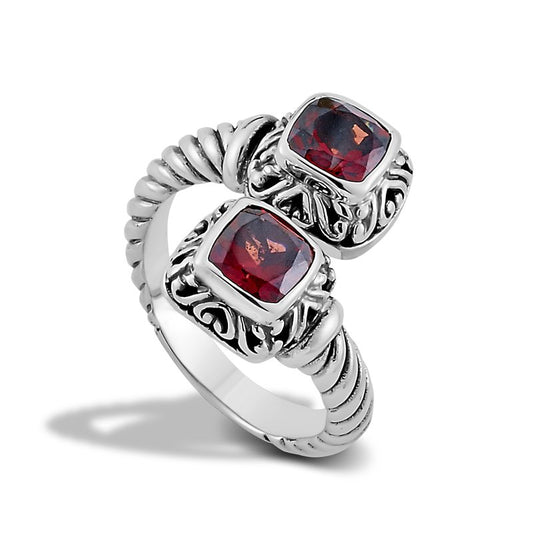 Guntur Ring- Garnet