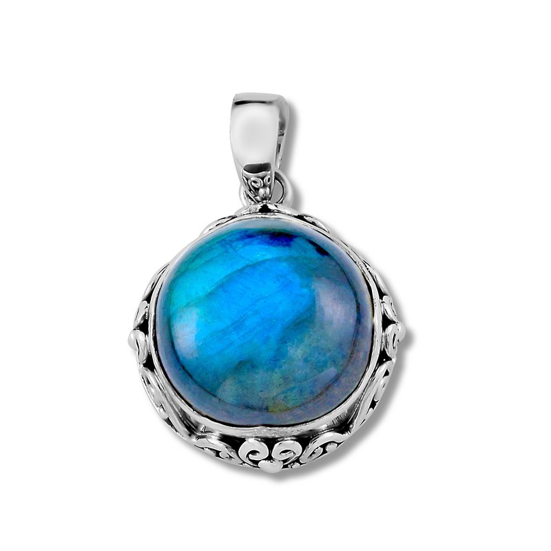 Toba Pendant- Labradorite