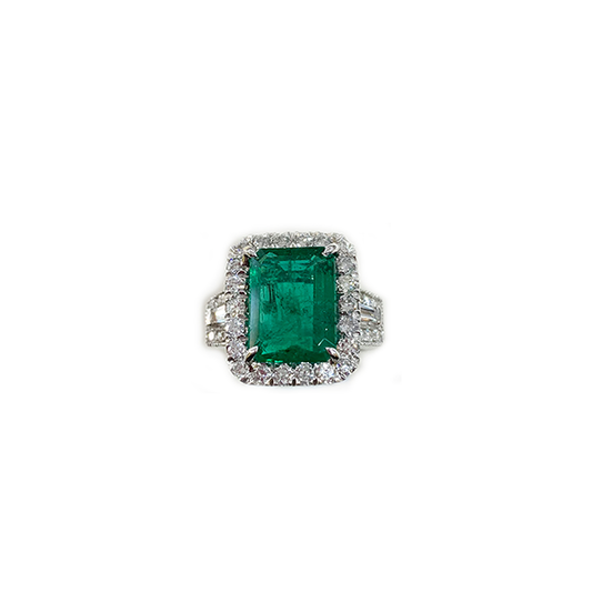 14k White Gold Emerald Ring