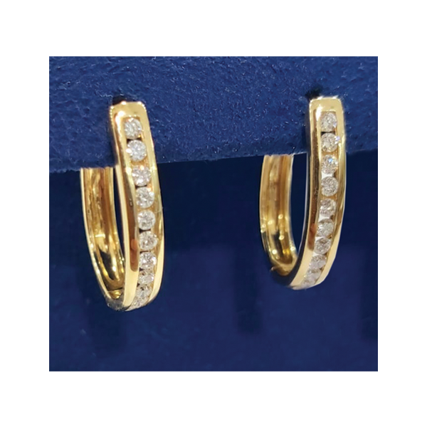 14k Yellow Gold Diamond Earring